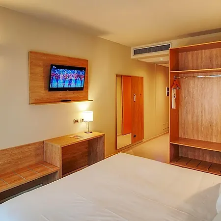 Hotel Tower Malpensa 4*